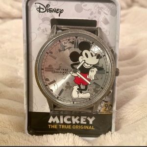 MICKEY MOUSE DISNEY 90th anniversary wrist watch